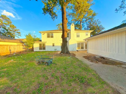 Tiny photo for 5926 Queensgate Drive, Houston, TX 77066 (MLS # 38596513)