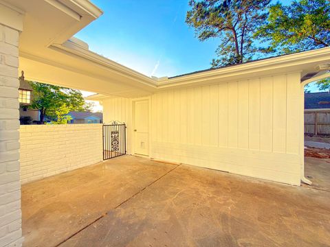 Tiny photo for 5926 Queensgate Drive, Houston, TX 77066 (MLS # 38596513)