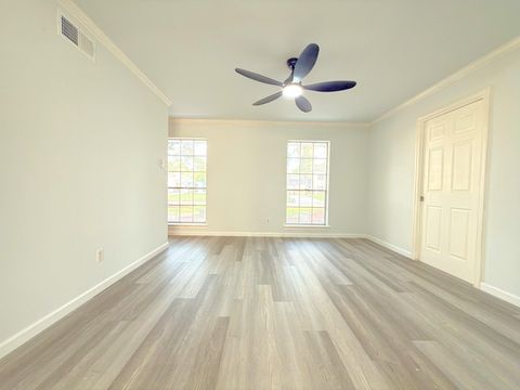 Tiny photo for 5926 Queensgate Drive, Houston, TX 77066 (MLS # 38596513)