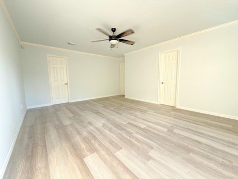 Tiny photo for 5926 Queensgate Drive, Houston, TX 77066 (MLS # 38596513)