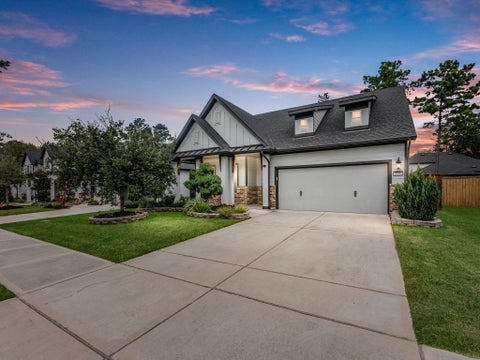 Photo of 135 Kingsley Grove Street, Montgomery, TX 77316 (MLS # 61021465)