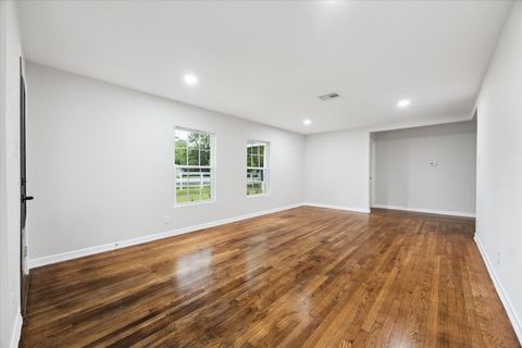 Tiny photo for 10009 Lazy Oaks Street, Houston, TX 77080 (MLS # 15351491)