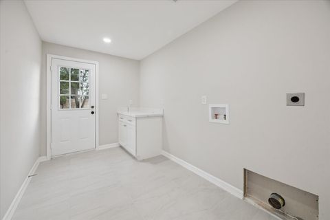 Tiny photo for 10009 Lazy Oaks Street, Houston, TX 77080 (MLS # 15351491)