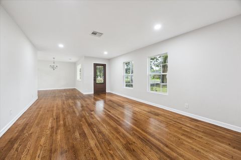 Tiny photo for 10009 Lazy Oaks Street, Houston, TX 77080 (MLS # 15351491)