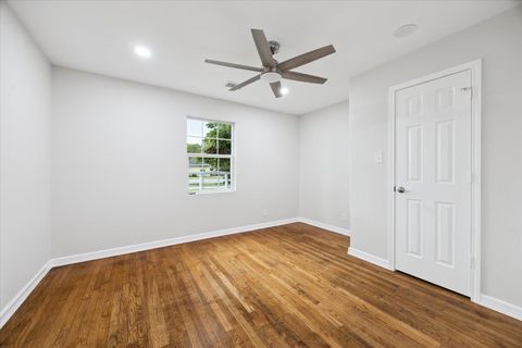 Tiny photo for 10009 Lazy Oaks Street, Houston, TX 77080 (MLS # 15351491)