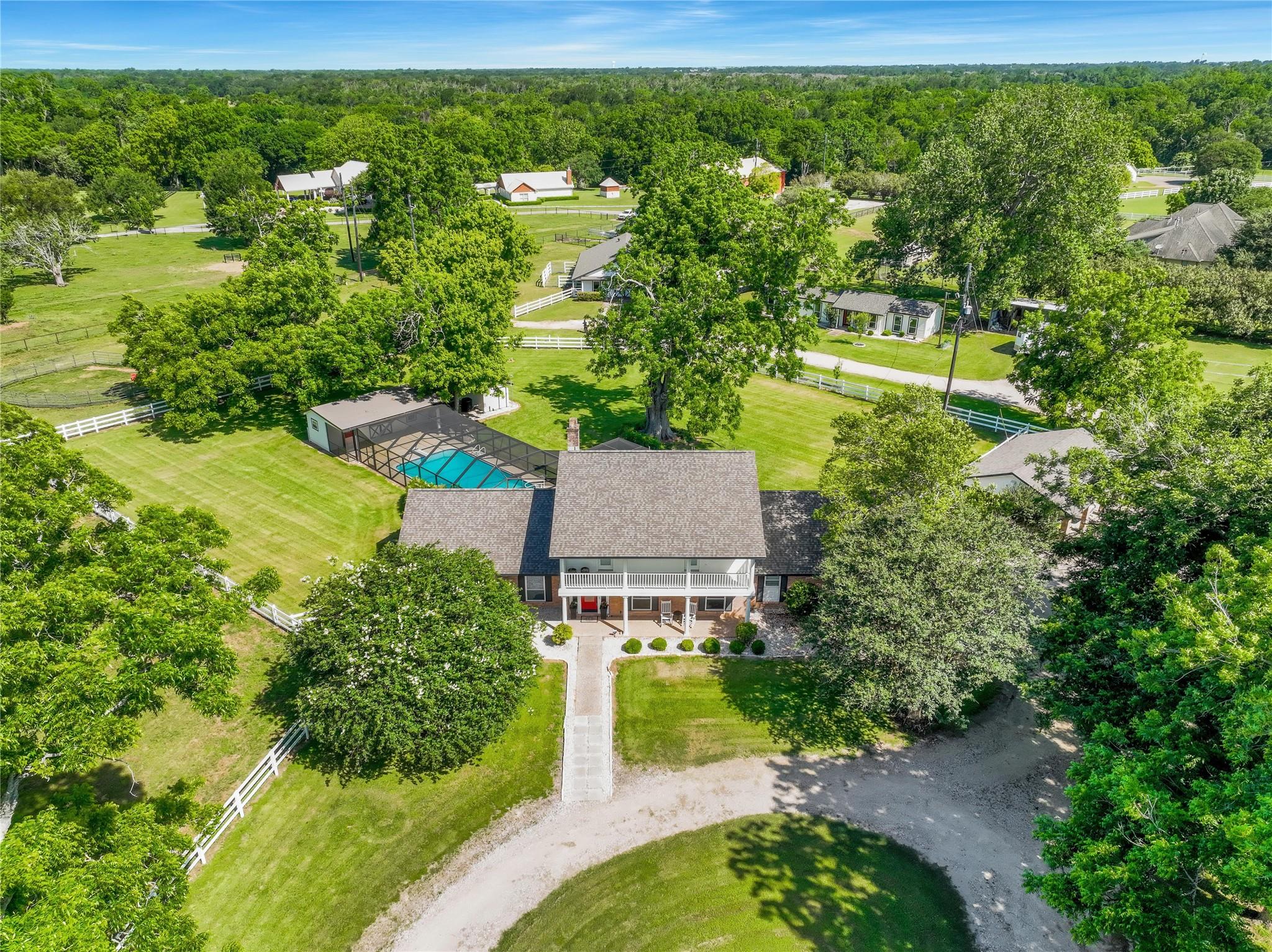 6803 Shady Lane