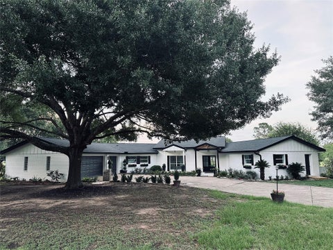 Homes For Sale - 15502 Kitty Hawk Drive<br/> Waller, TX 77484