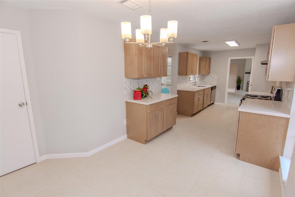 Photo of 6703 Stonewater, Houston, TX 77084 (MLS # 72127326)