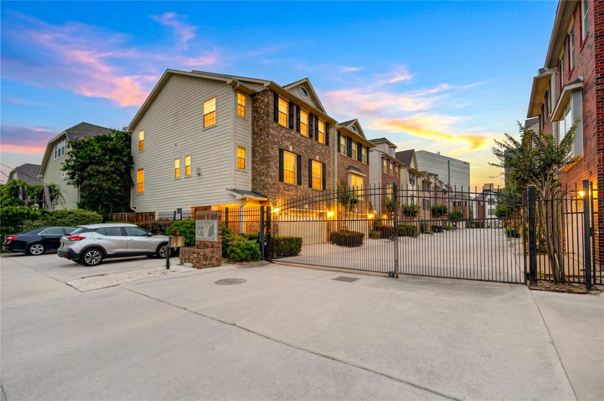 2607 Enclave At Shady Acres Court