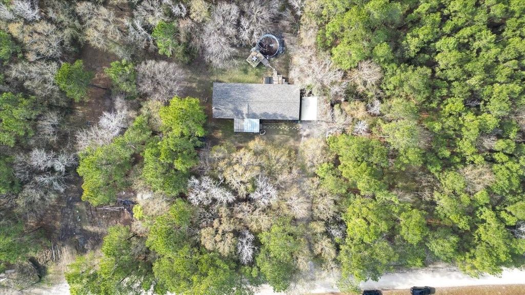 Photo of 212 Highland Drive, Huntsville, TX 77320 (MLS # 24973950)