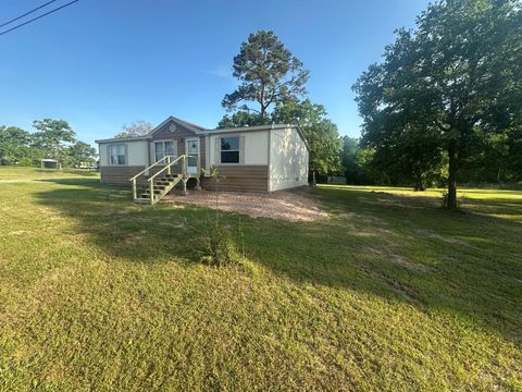 Photo of 29 Brumley Road, Huntsville, TX 77320 (MLS # 70920786)
