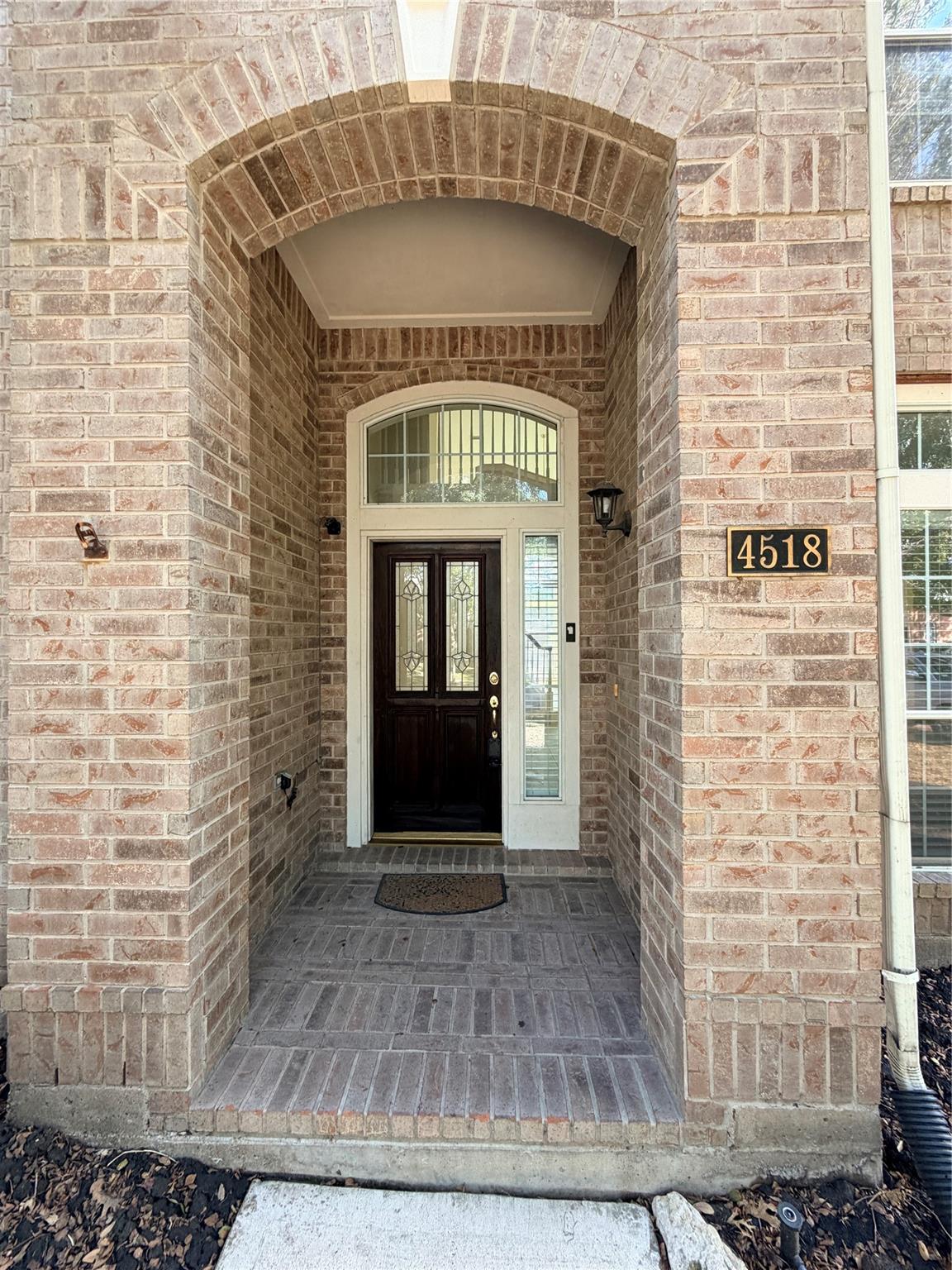 4518 Knight Lake Court