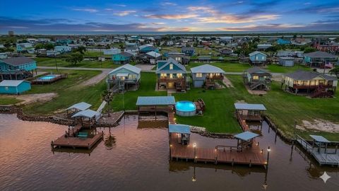 1868 County Road 201 Sargent TX 77414