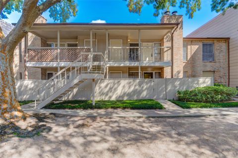 Photo of 2110 Wilcrest Drive #239, Houston, TX 77042 (MLS # 56050242)