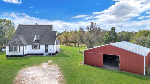 Photo of 7702 Carolyn Street, Santa Fe, TX 77517 (MLS # 62012256)