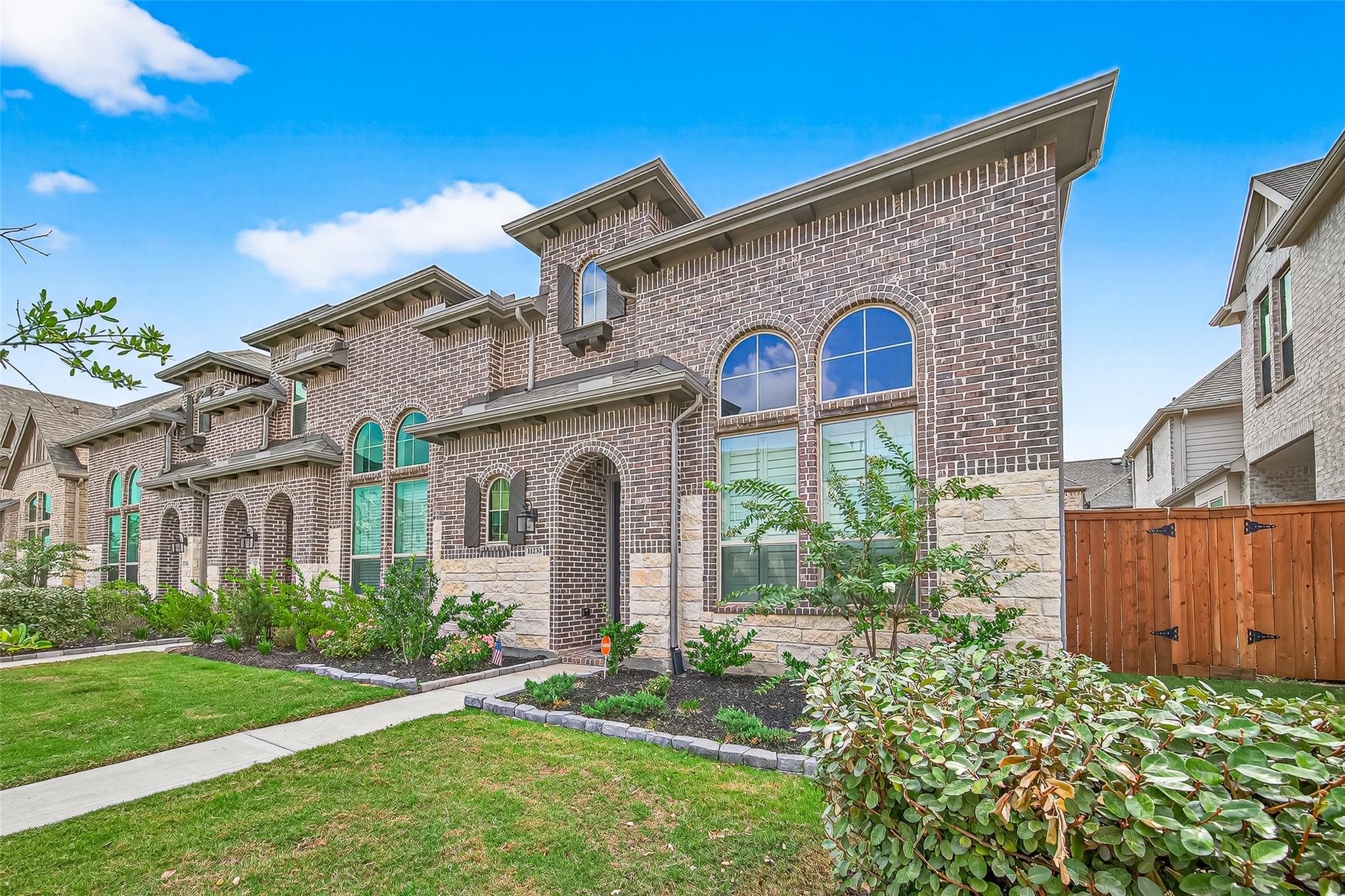 11238 Buchanan Coves Lane