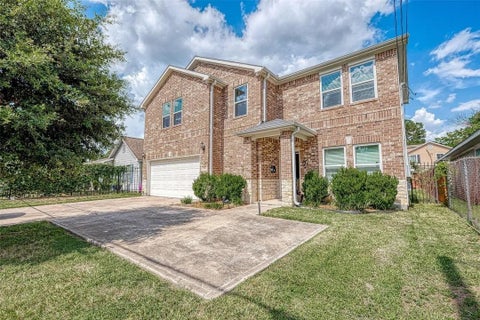 Photo of 5508 Elysian Street, Houston, TX 77009 (MLS # 5389674)