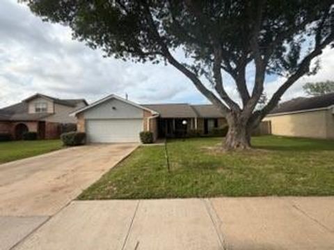 7822 Chasecreek Drive Houston TX 77489