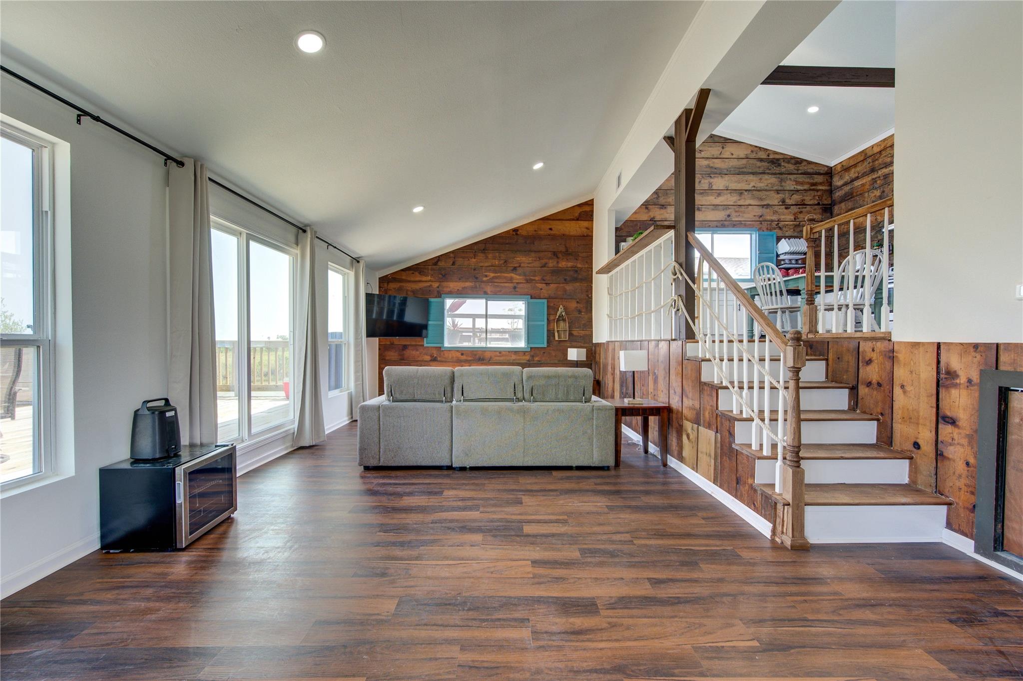 411 Galley Way