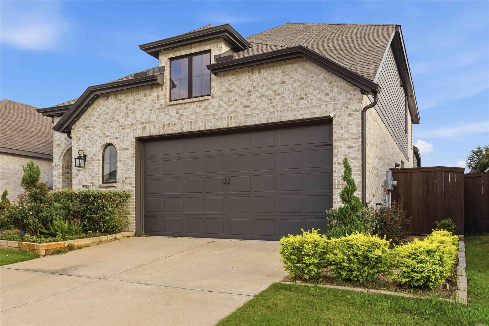 3735 Handel Drive