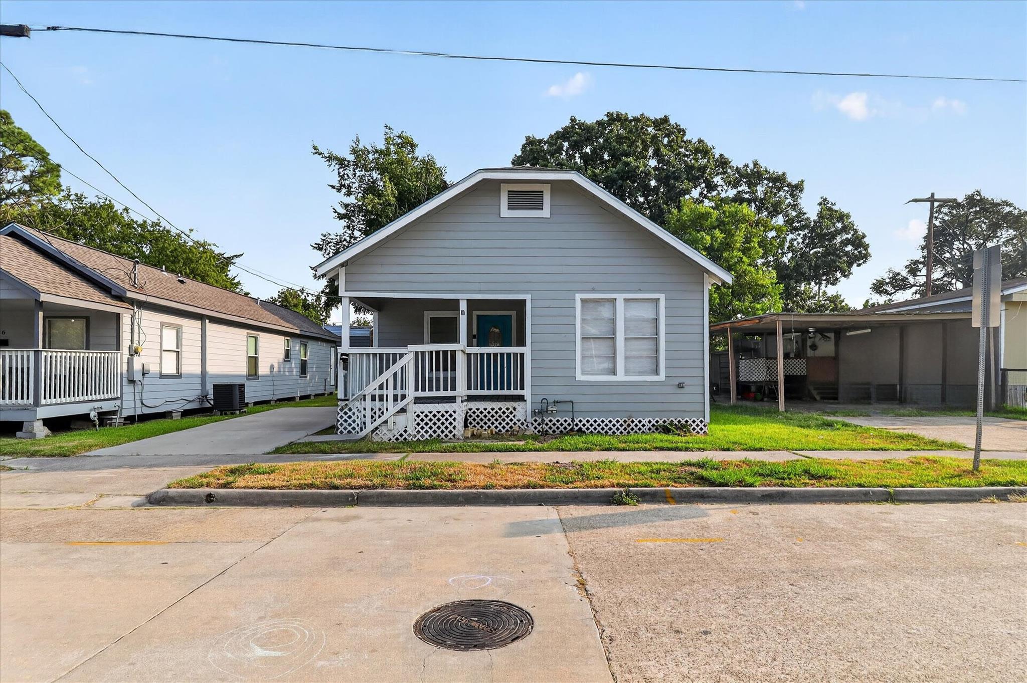 320 E Murrill Street