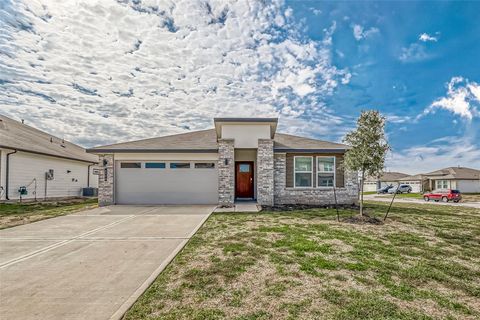 Photo of 6906 Green Embers Lane, Rosenberg, TX 77469 (MLS # 62151366)