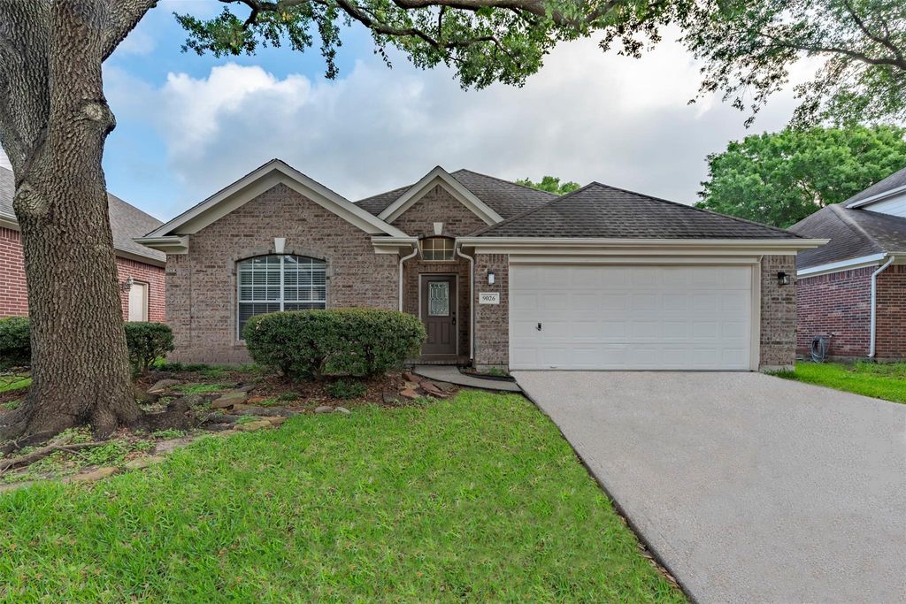 Photo of 9026 Eaglecove Drive, Houston, TX 77064 (MLS # 28606980)