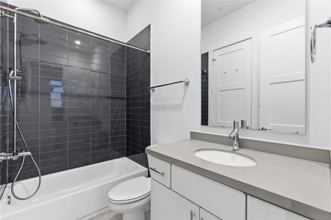 Tiny photo for 2412 Canal Street #L, Houston, TX 77003 (MLS # 56484696)