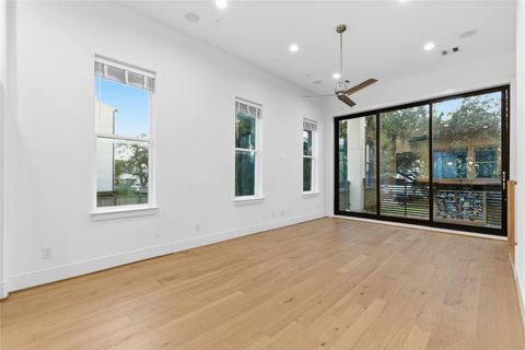 Tiny photo for 2412 Canal Street #L, Houston, TX 77003 (MLS # 56484696)