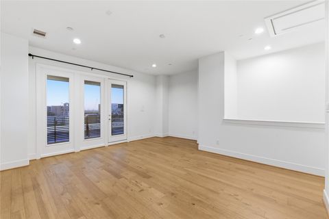 Tiny photo for 2412 Canal Street #L, Houston, TX 77003 (MLS # 56484696)