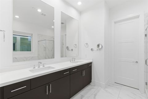 Tiny photo for 2412 Canal Street #L, Houston, TX 77003 (MLS # 56484696)