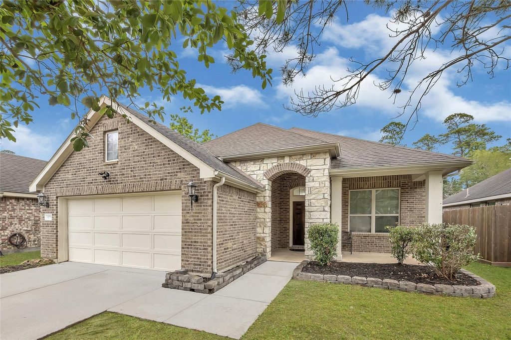 Photo of 12739 Bridle Springs Lane, Houston, TX 77044 (MLS # 45173352)