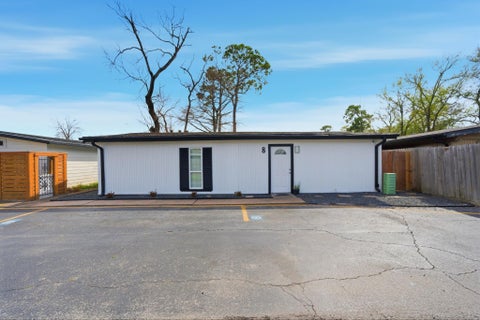 Photo of 4102 Sherwood Lane #8, Houston, TX 77092 (MLS # 5986731)