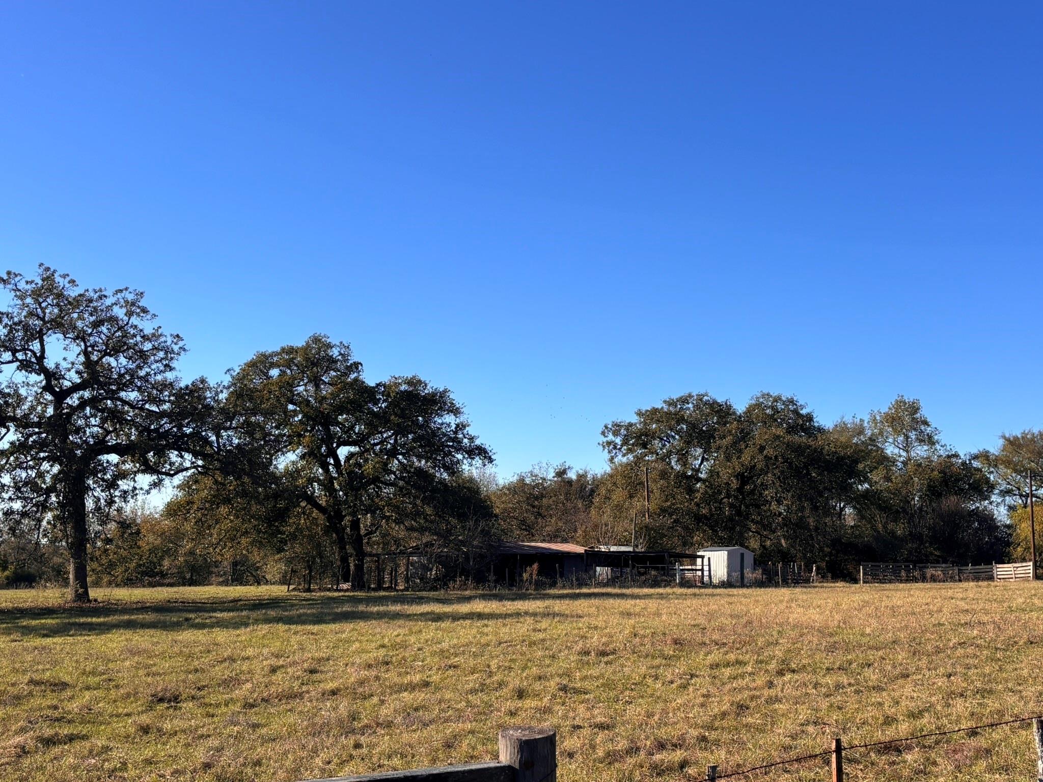 12811 E Us Highway 79