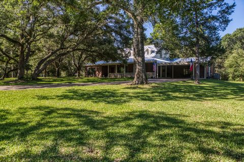 Photo of 1017 Allen Road, Cat Spring, TX 78933 (MLS # 80862406)