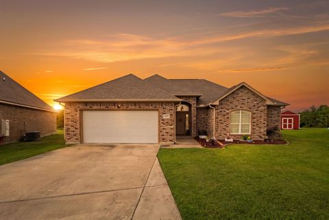 Photo of 4400 Sweetgum Road, Orange, TX 77630 (MLS # 85685902)
