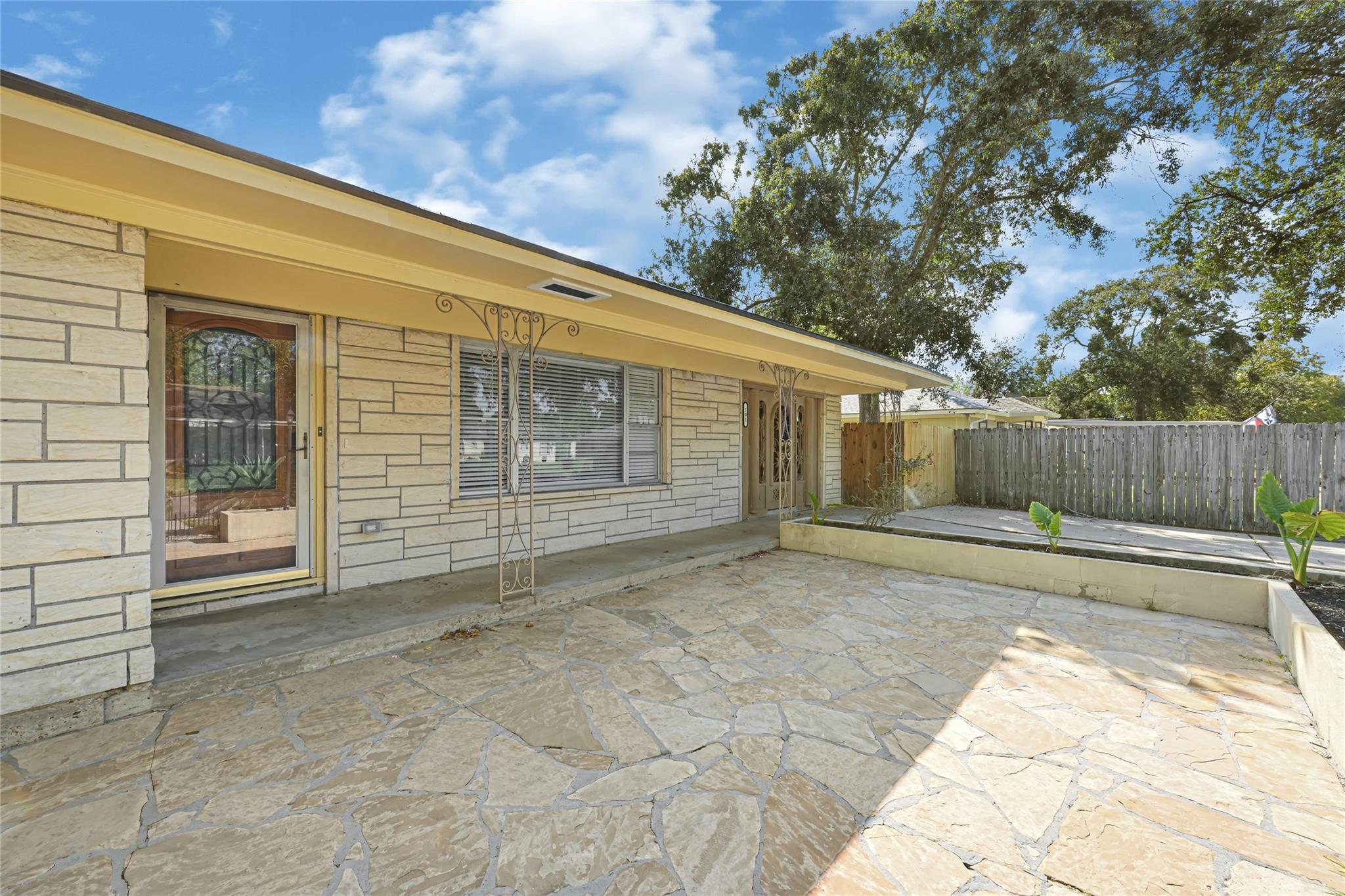 101 Live Oak Street