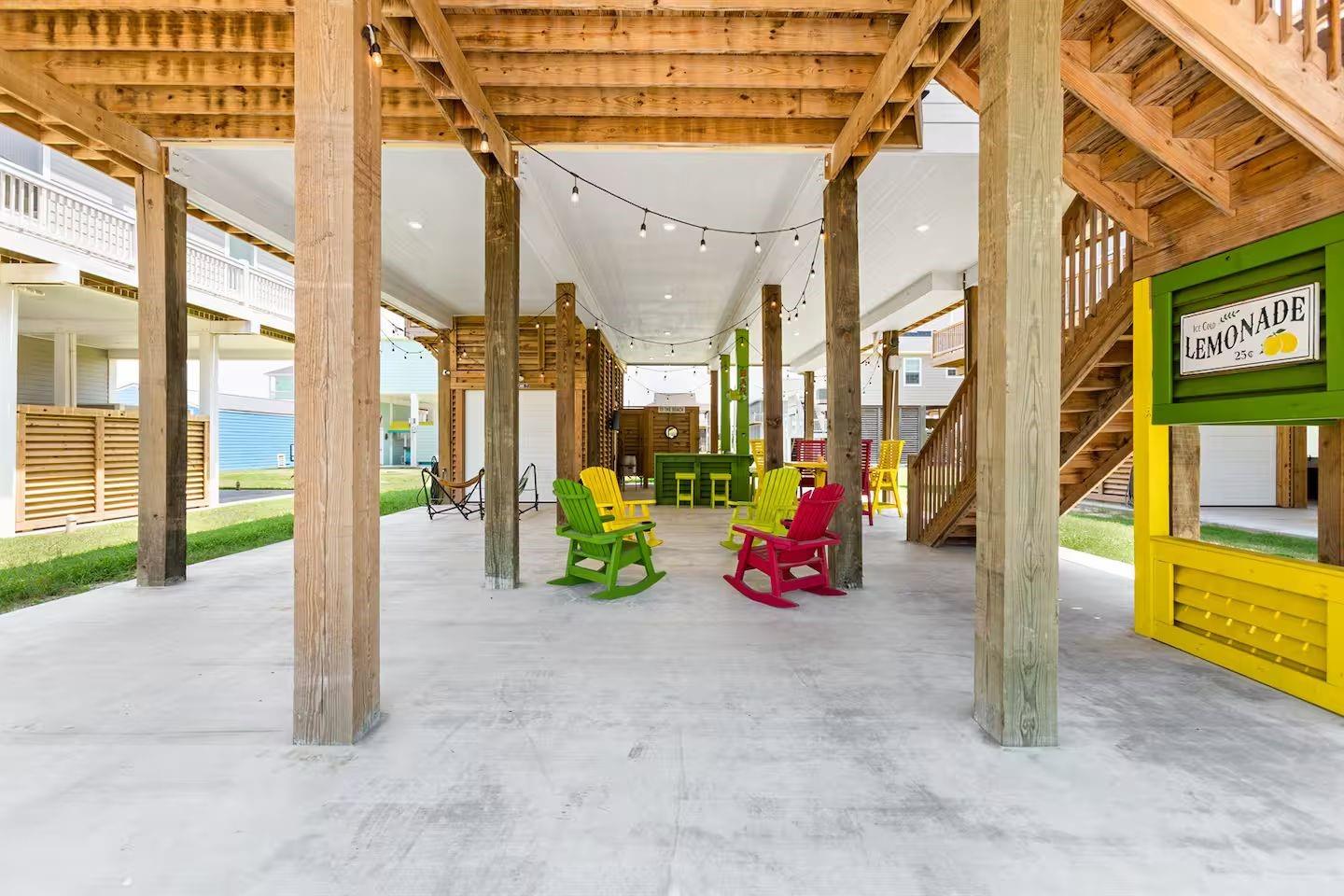 970 Pelican Lane
