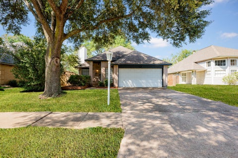 Photo of 2107 Foundary Drive, Katy, TX 77493 (MLS # 21627747)