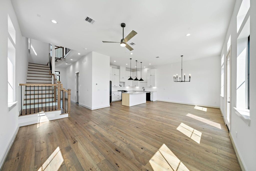 Photo of 1714 Sedola Lane, Houston, TX 77055 (MLS # 78635842)