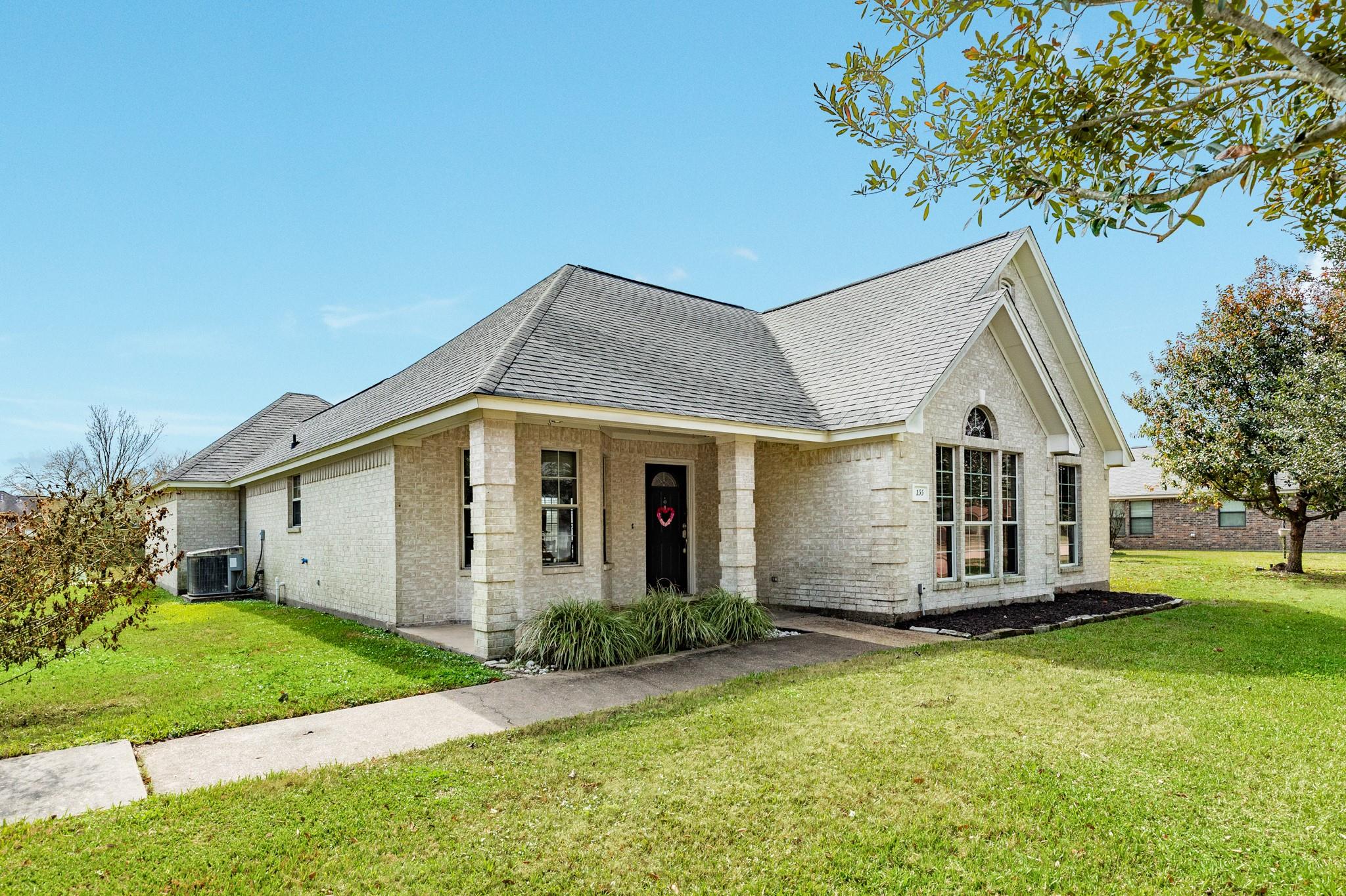 155 Silverbell Circle