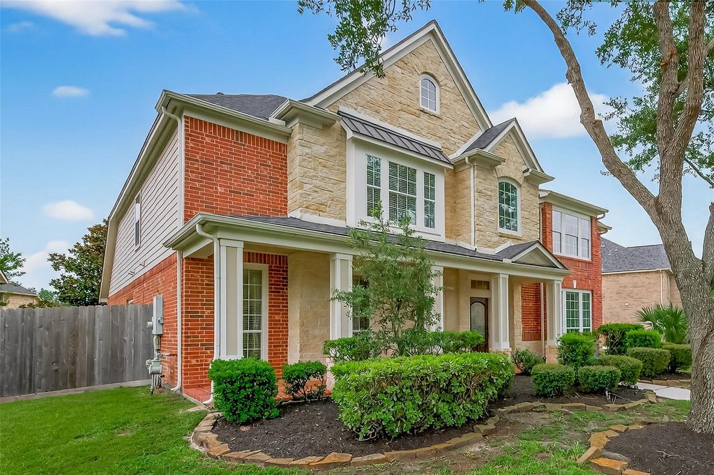 Photo of 13703 Elm Shores Drive, Houston, TX 77044 (MLS # 94720720)