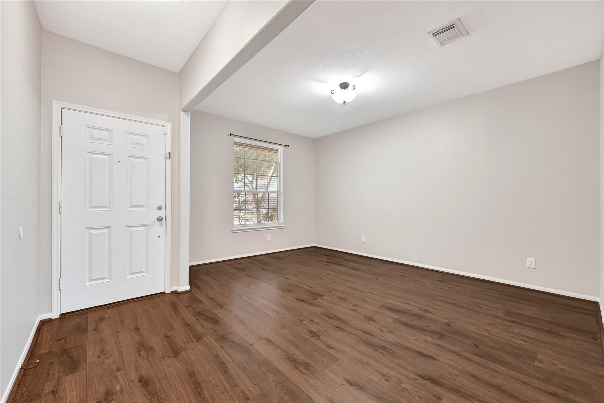 26418 Richwood Oaks Drive
