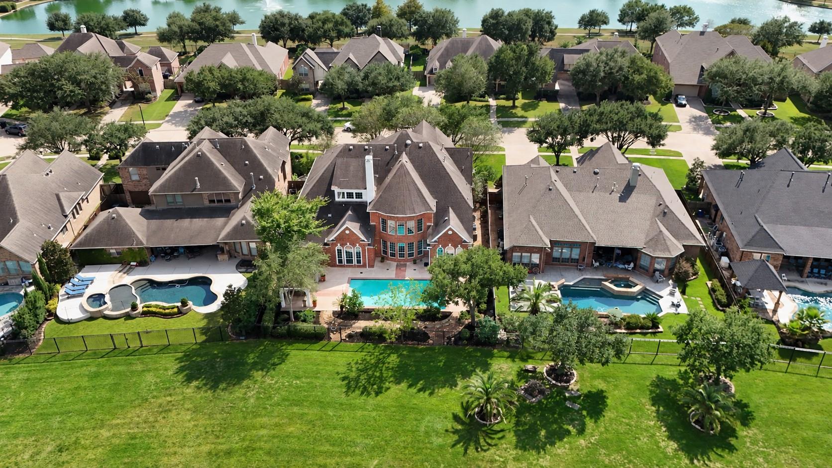 12103 Cypress Creek Lakes Drive