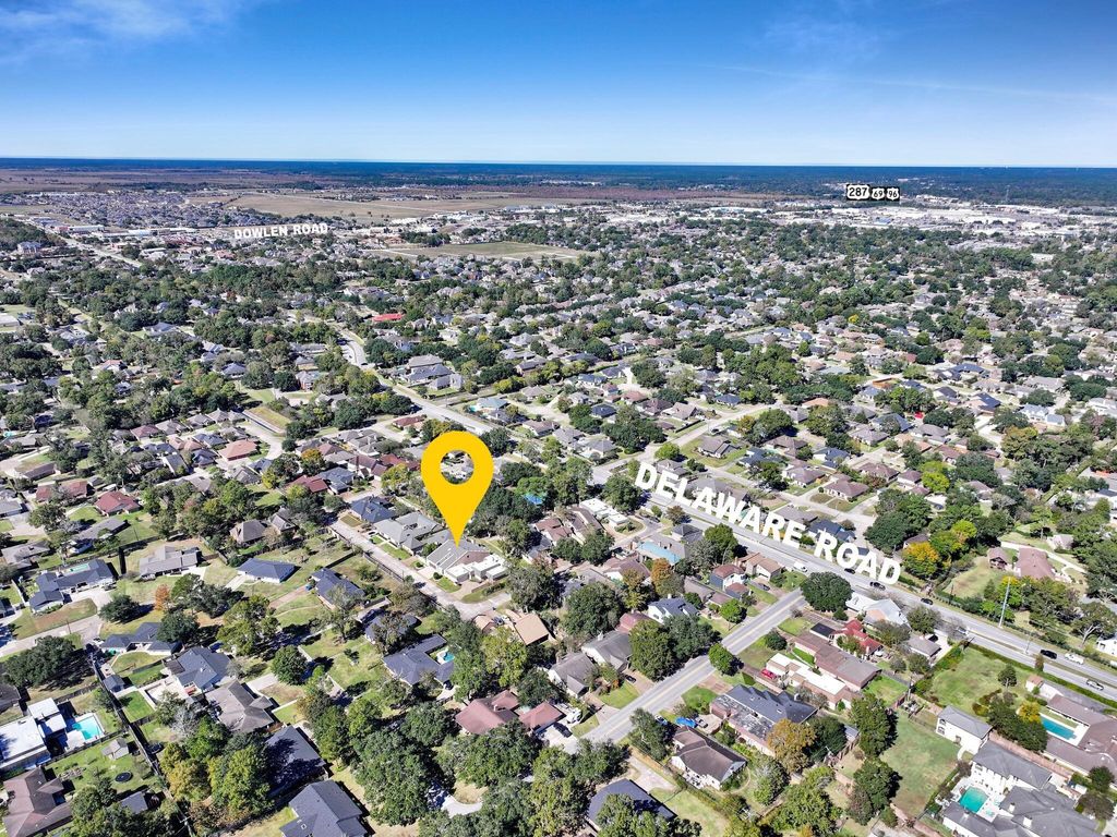 Photo of 220 Summerwood Street, Beaumont, TX 77706 (MLS # 9863850)