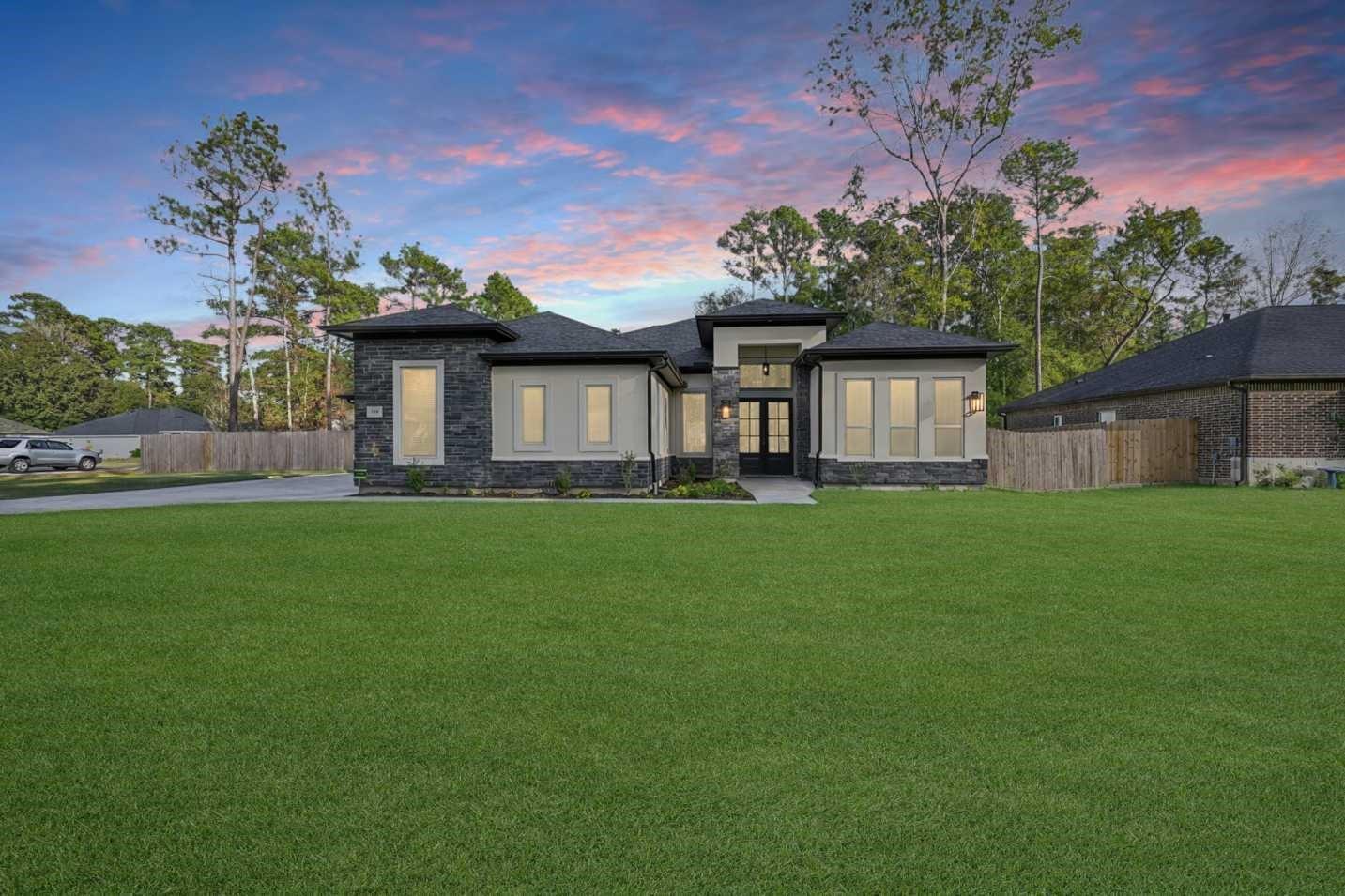 718 Weeping Willow Way