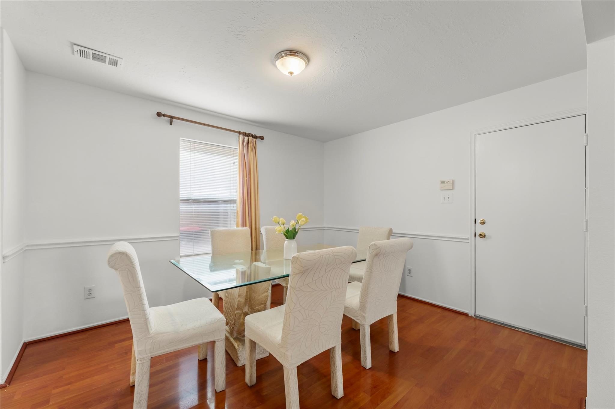 8252 Golf Green Circle