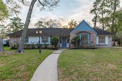 Apartment For Sale - 2706 Williamsburg Drive<br/> Dickinson, TX 77539