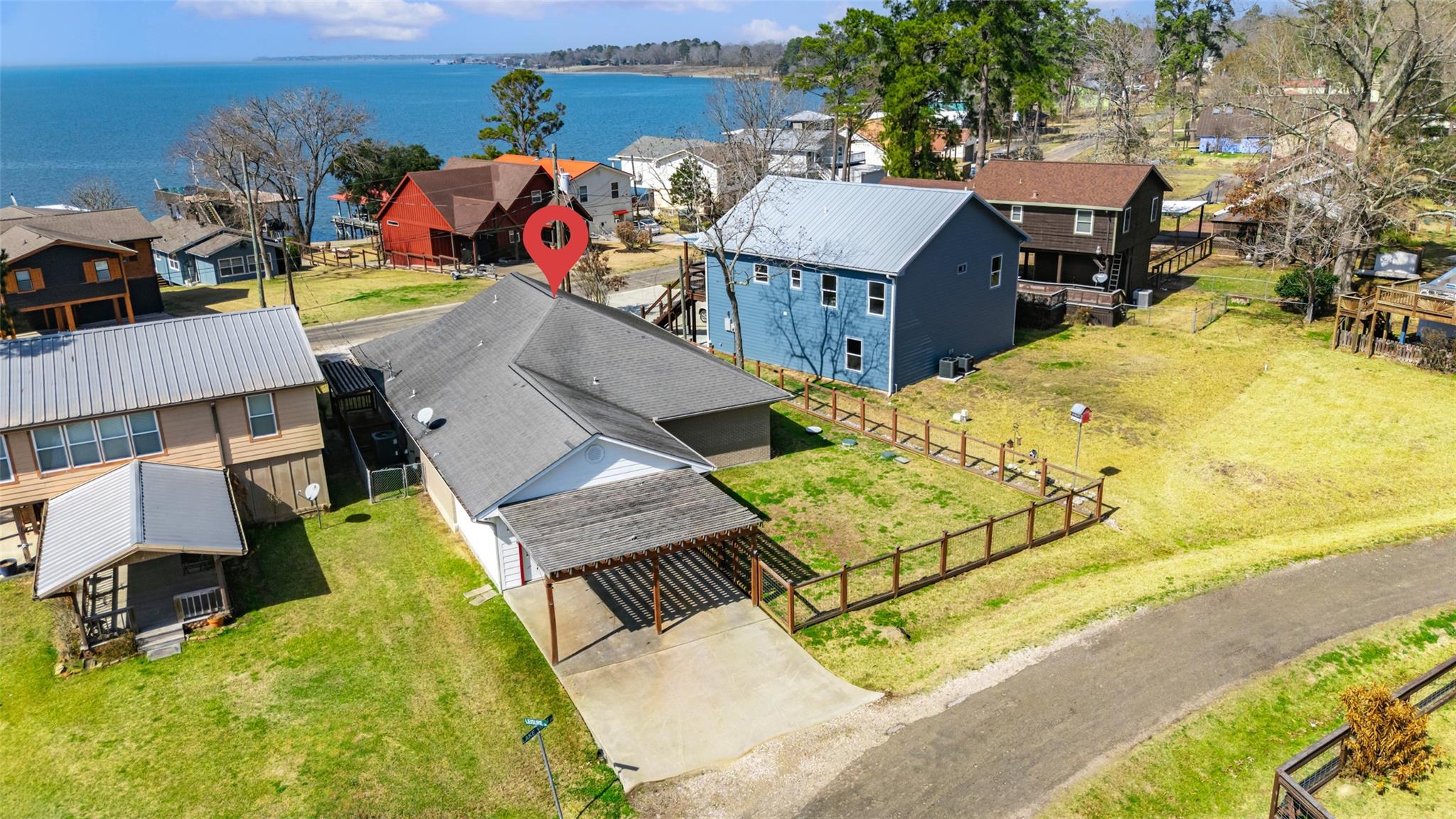 431 W Lake Shore Drive