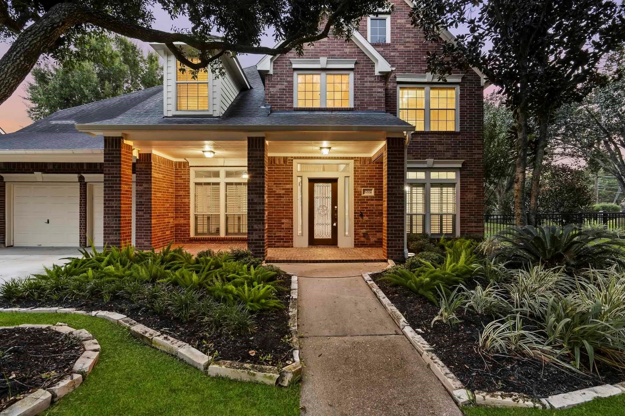 5702 Misty Island Court